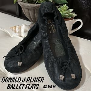 Donald J Pliner Ballet Flats-Sz 9.5M “Dance” Model-Elastic Slip On Style-Black